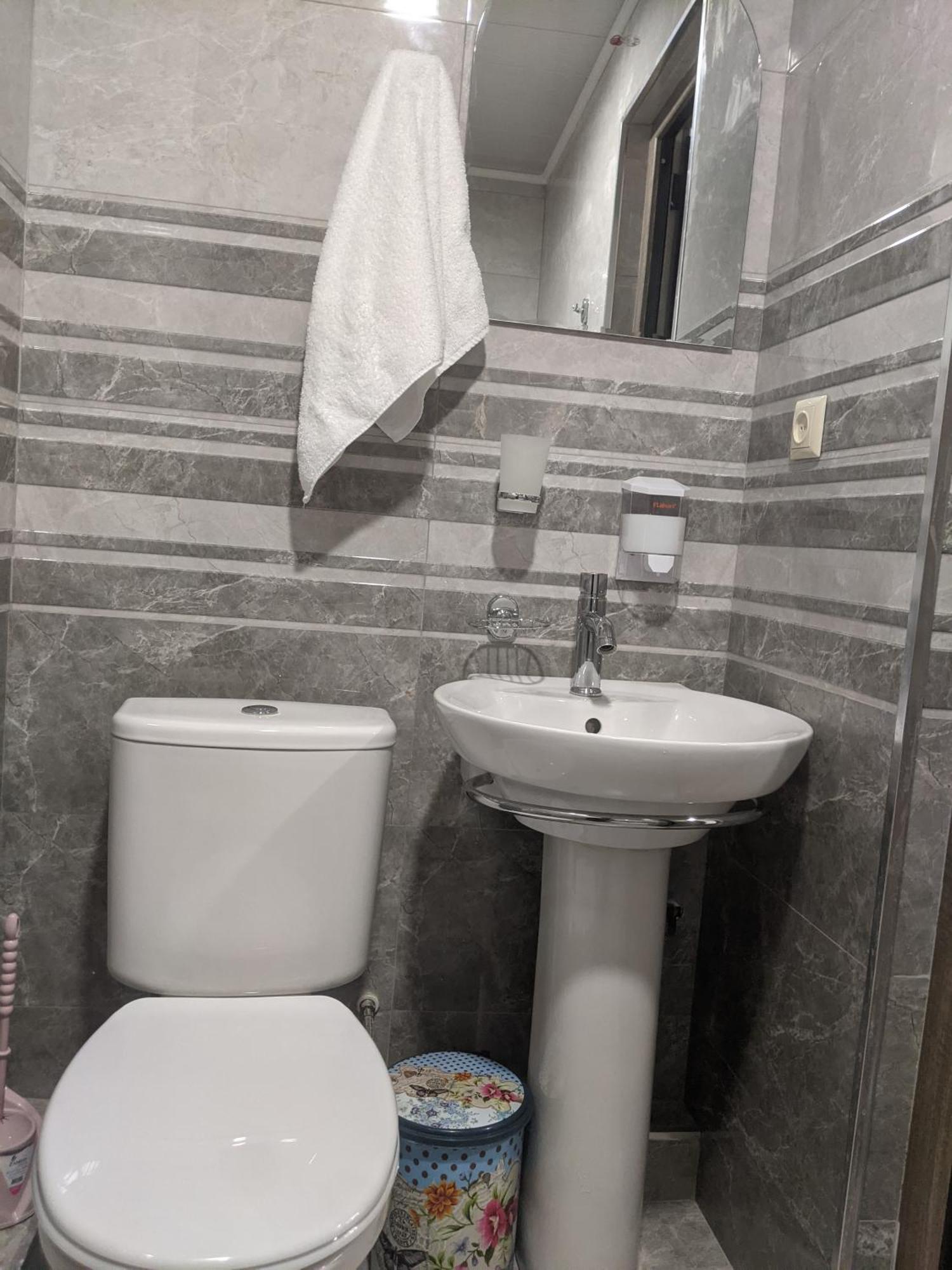 Apart Hotel Georgia Gold Tbilisi Ngoại thất bức ảnh