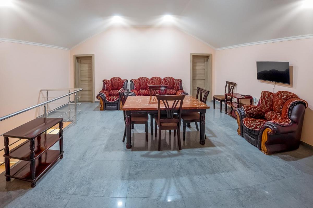 Apart Hotel Georgia Gold Tbilisi Ngoại thất bức ảnh