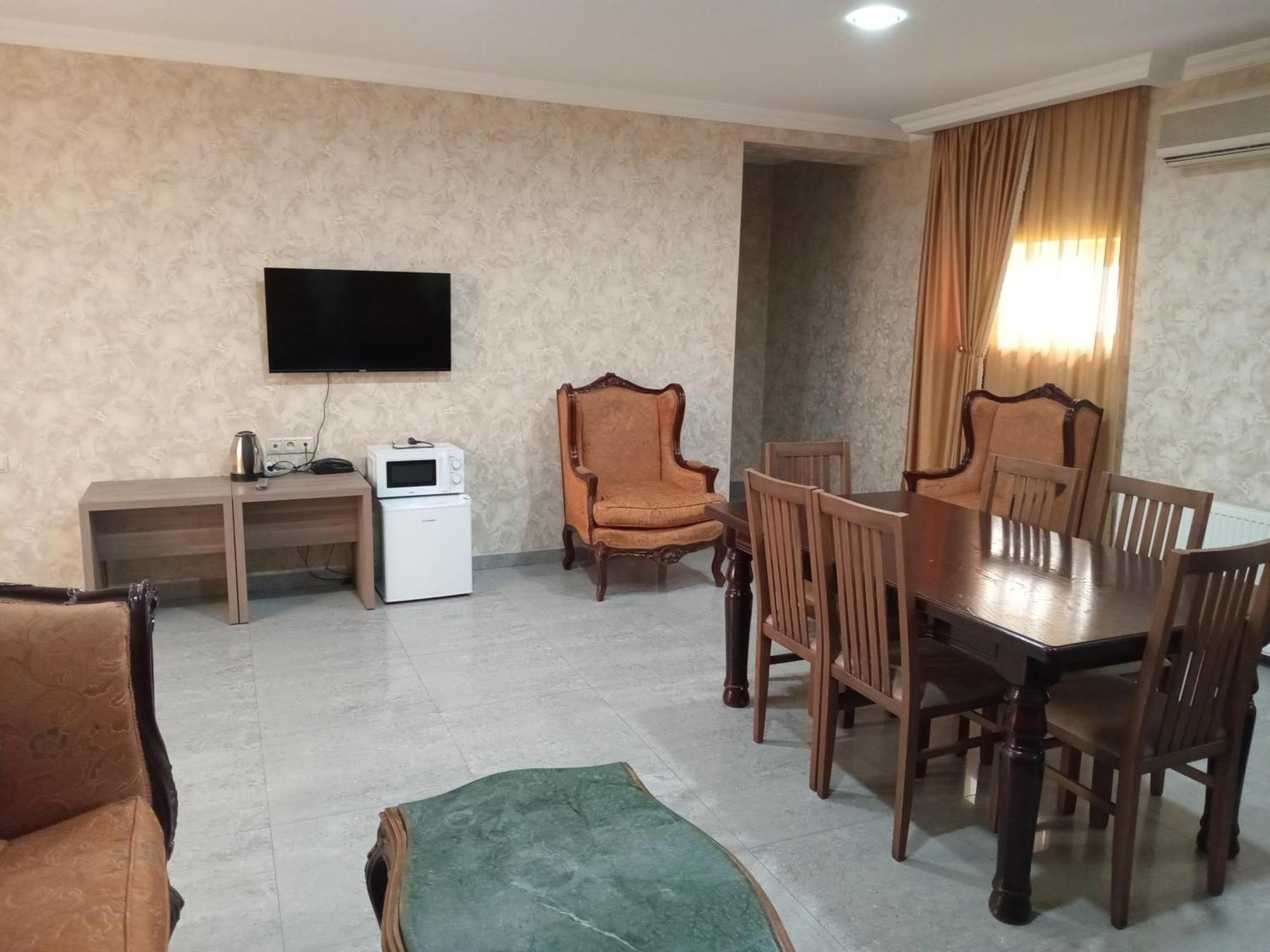 Apart Hotel Georgia Gold Tbilisi Ngoại thất bức ảnh